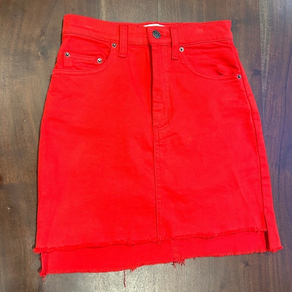 Aritzia Wilfred Free Red Tanit Skirt ~ size 0 - Picture 2 of 6